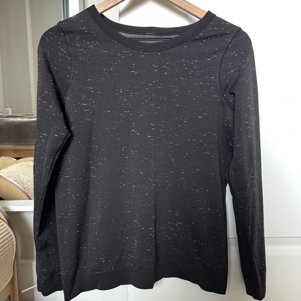 Lululemon Swiftly Tech Long Sleeve (Breeze) *Relaxed Fit - White / Black